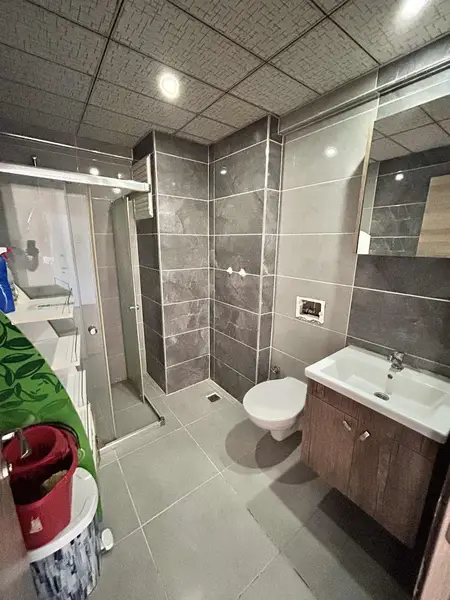 KÖŞE KONUMDA BALKONLU 1+1 EŞYALI KİRALIK DAİRE küçük görsel 11