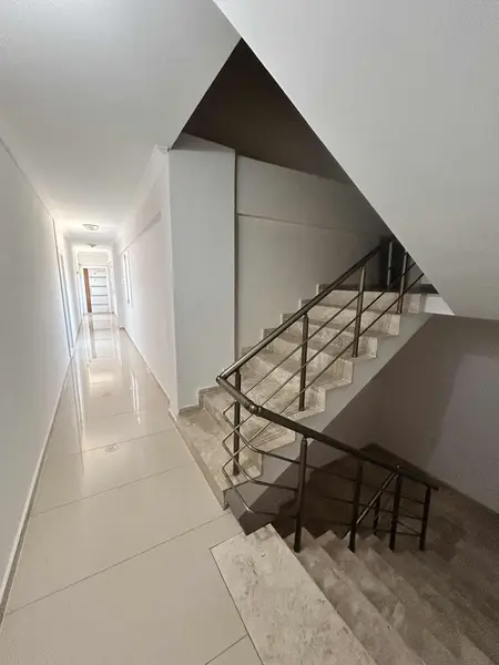 KÖŞE KONUMDA BALKONLU 1+1 EŞYALI KİRALIK DAİRE küçük görsel 14