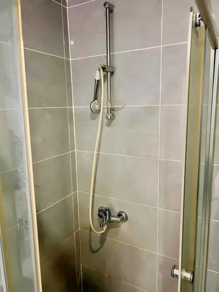 KÖŞE KONUMDA BALKONLU 1+1 EŞYALI KİRALIK DAİRE küçük görsel 16
