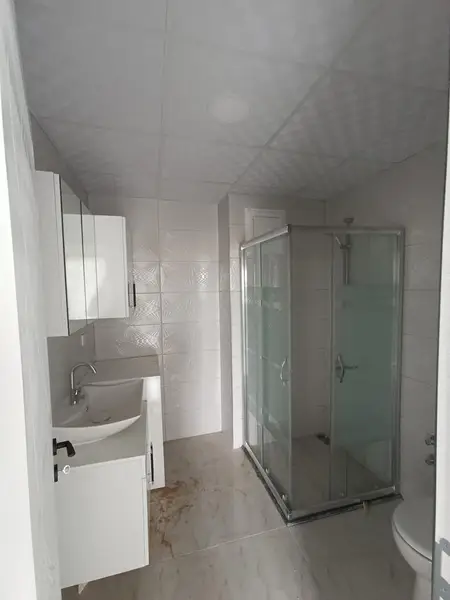 Yıldıztepe Mahallesinde Kiralık 3+1 Arakat Daire küçük görsel 6
