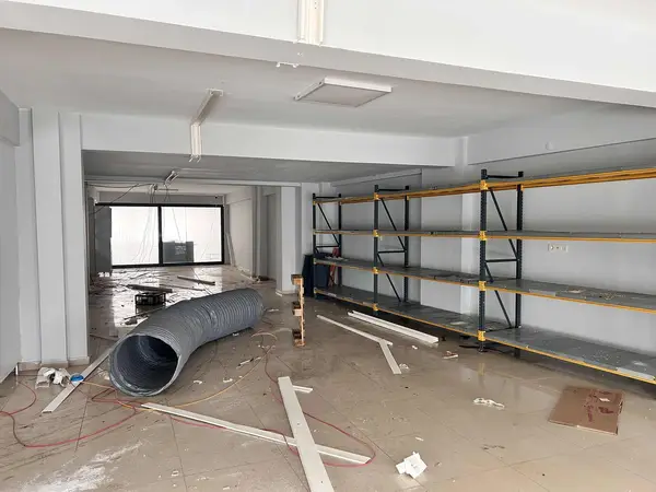 İsabeylide bulvar üzeri kiralık 3 katlı dükkan küçük görsel 11