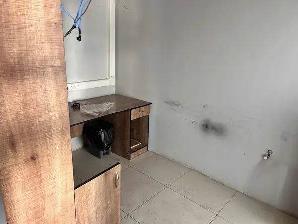İsabeylide bulvar üzeri kiralık 3 katlı dükkan küçük görsel 20