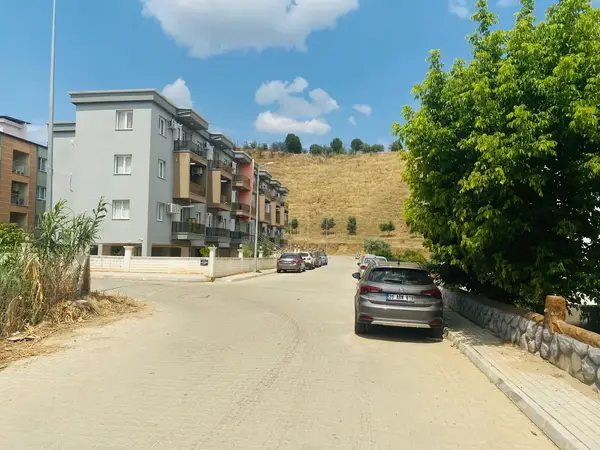 geniş balkonlu 1+1 eşyalı daire küçük görsel 6