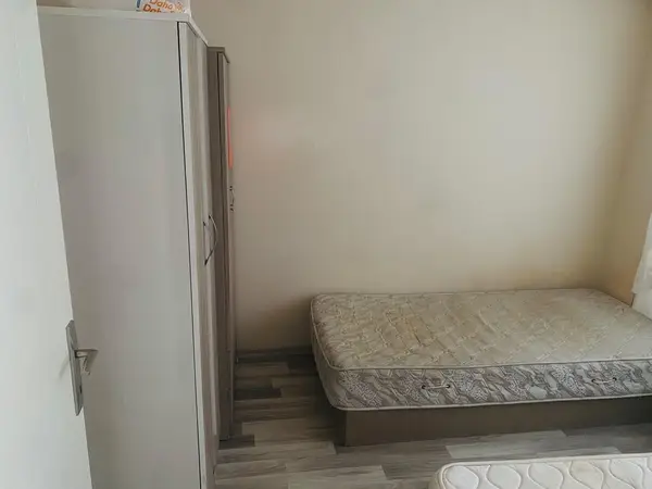 geniş balkonlu 1+1 eşyalı daire küçük görsel 13