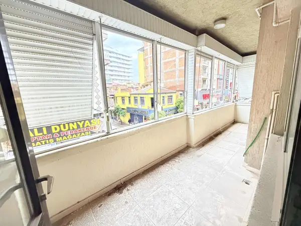 Hürriyet Caddesi Üzeri Satılık 3+1 Daire küçük görsel 9