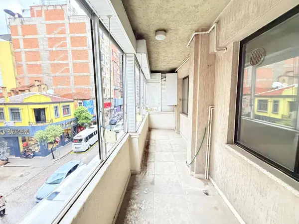 Hürriyet Caddesi Üzeri Satılık 3+1 Daire küçük görsel 23