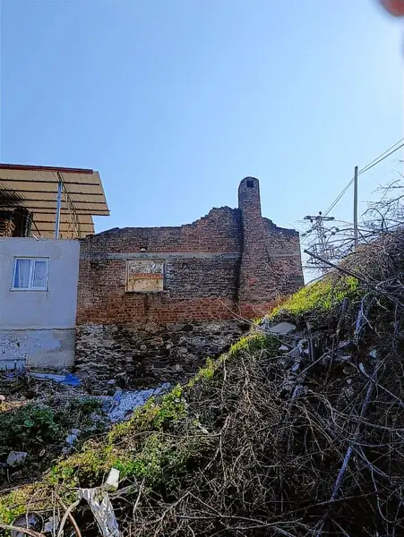 müstakil eski köy evi küçük görsel 5