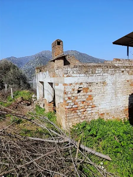 müstakil eski köy evi küçük görsel 11