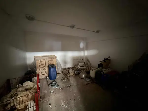 Yeni Sanayide Satılık Dükkan küçük görsel 4