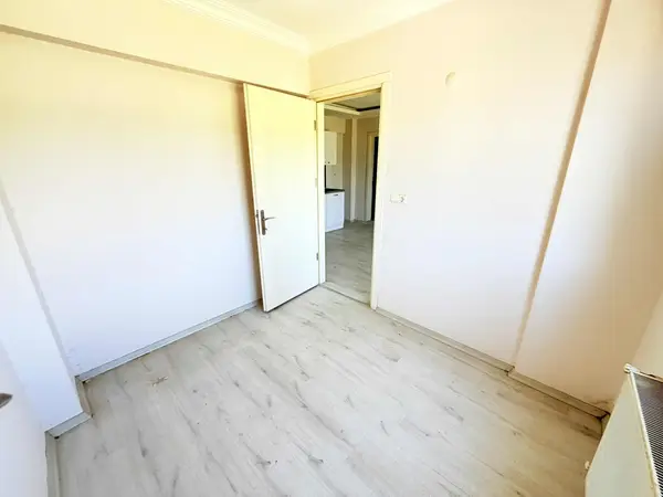İsabeylide Avmye Yakın Kiralık Arakat 2+1 Daire küçük görsel 11