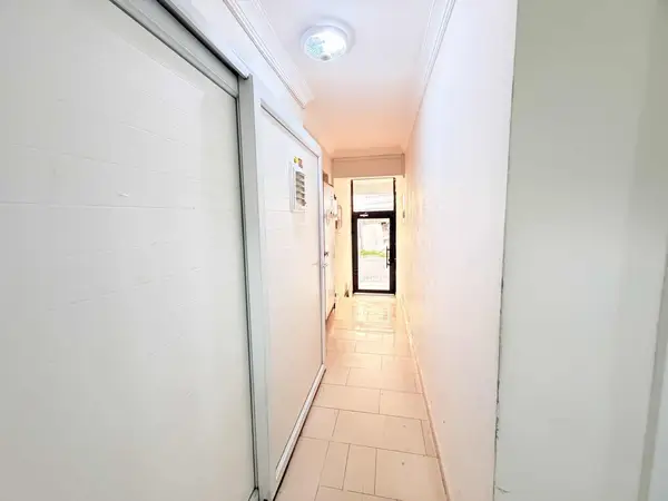 Emsalsiz Konumda Yatırım Fırsatı 1+1 küçük görsel 18