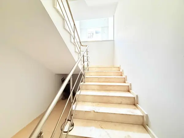 - İsabeylide Satılık Eşyalı 1+1 Daire